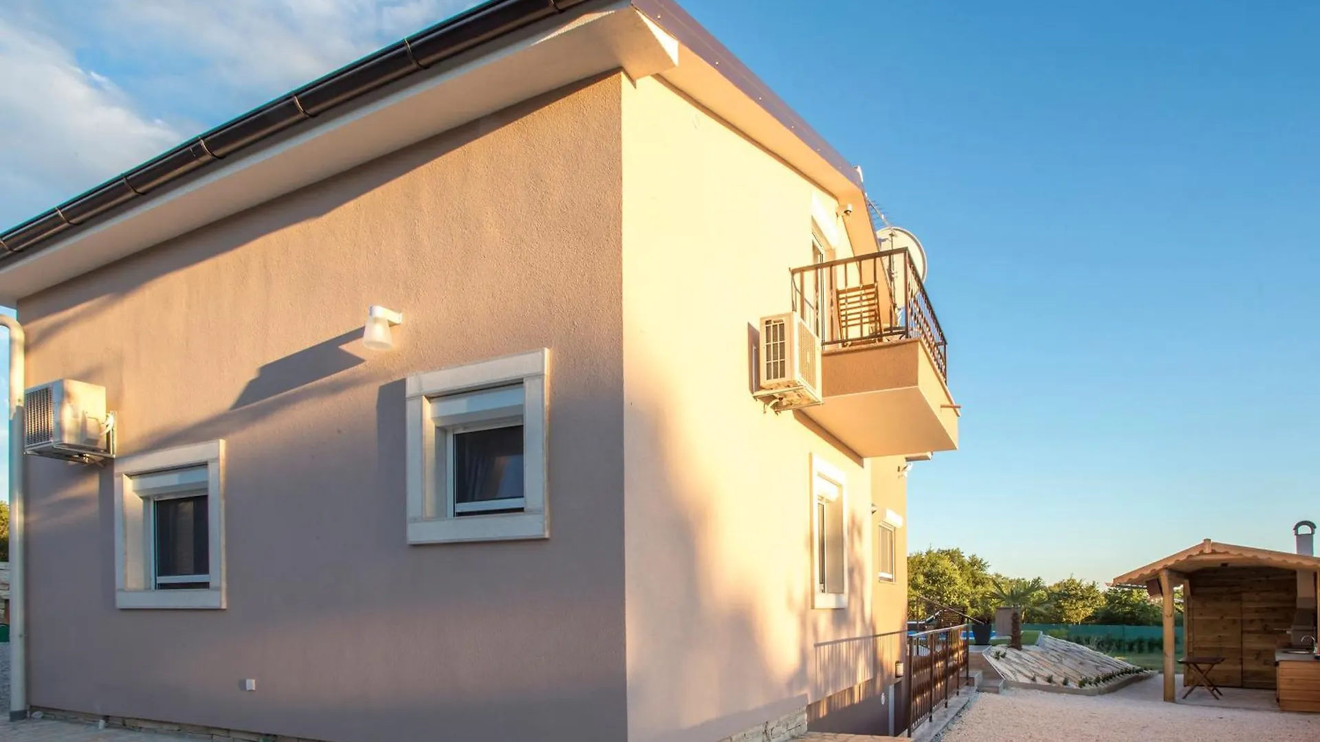 Galizana Peaceful Vacation Home